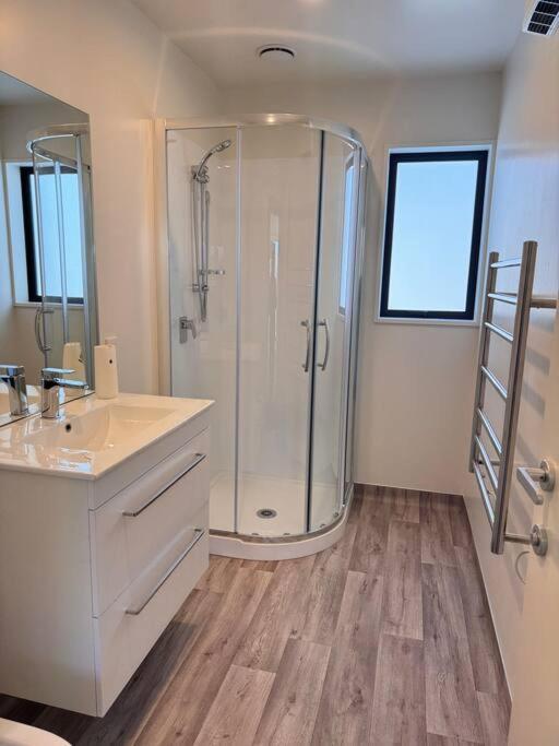Cbd Luxury Parkside Living 2 Bedroom With Parking Christchurch Esterno foto