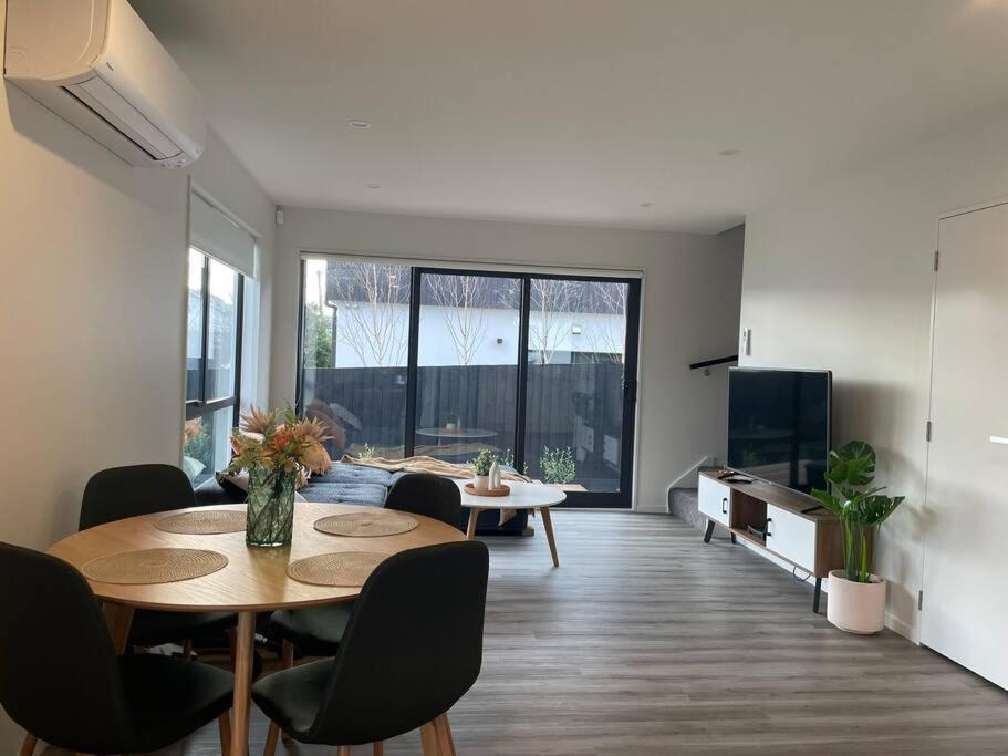 Cbd Luxury Parkside Living 2 Bedroom With Parking Christchurch Esterno foto