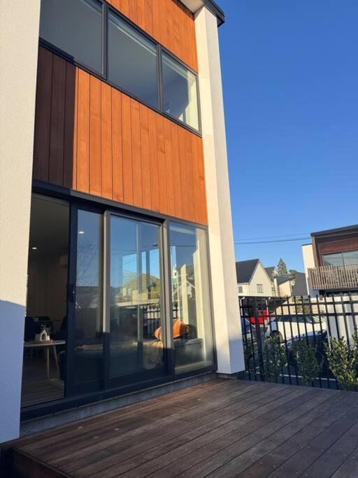 Cbd Luxury Parkside Living 2 Bedroom With Parking Christchurch Esterno foto